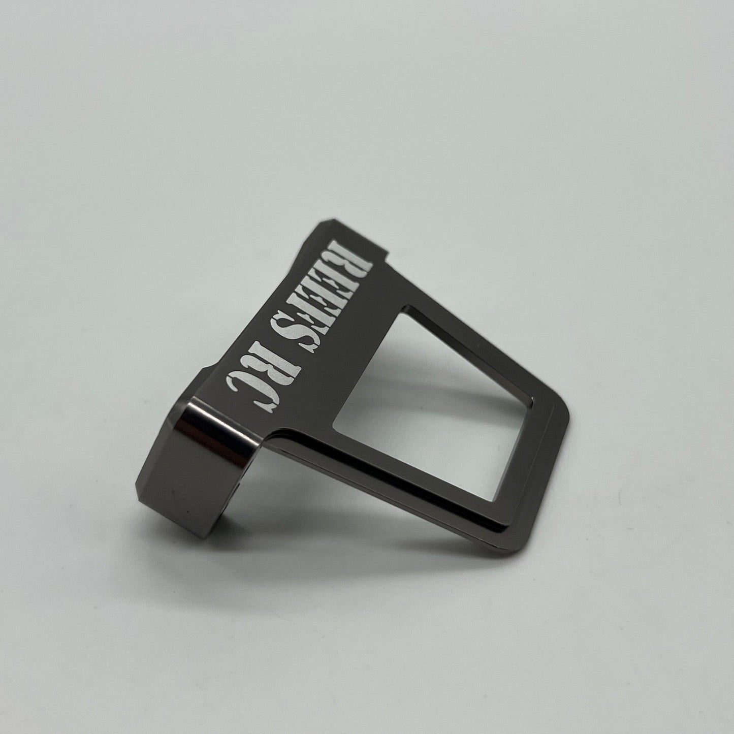 REEFS Servo Shield (Dark Gray)